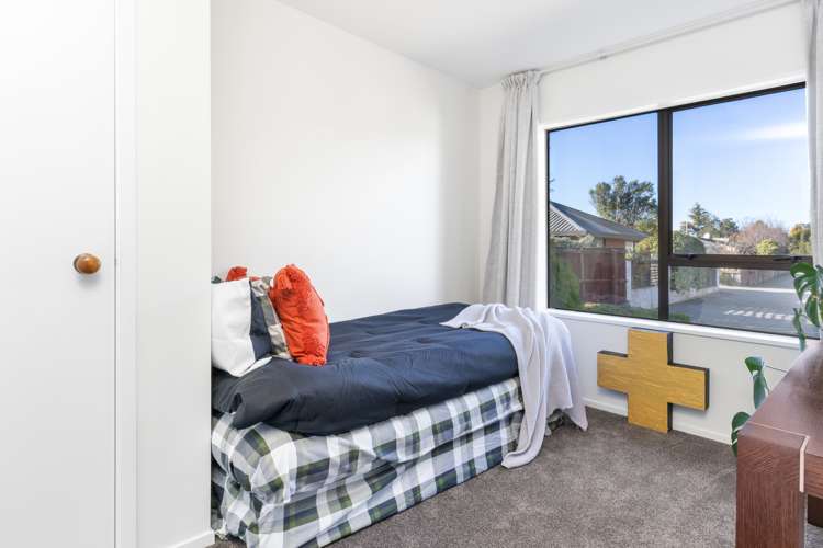 2/19 Raupo Street Bromley_12