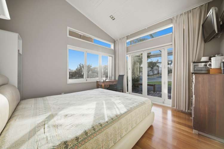 1 Churchill Road Murrays Bay_25