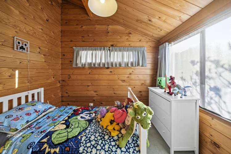 23 Russell Crescent Western Heights_17