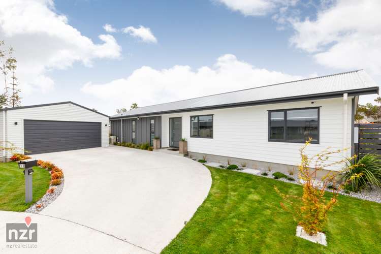 33 Wescombe Grove Feilding_0