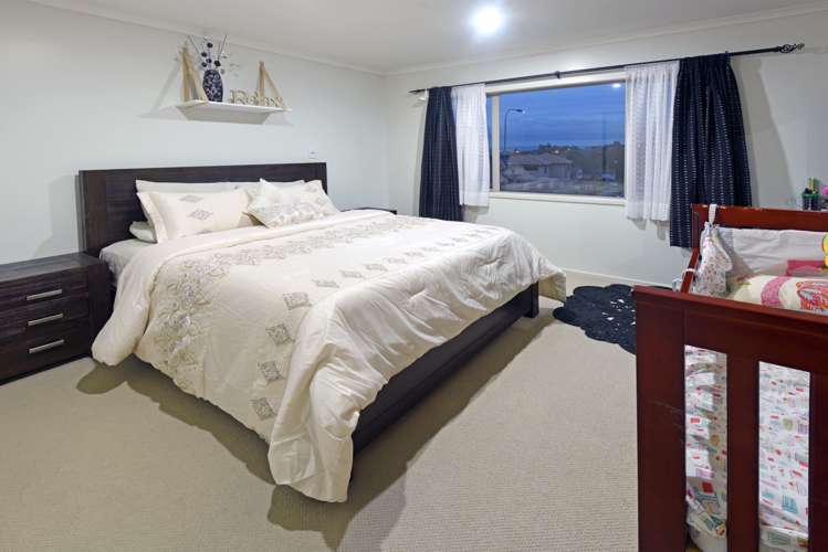 215 Jeffs Road Flat Bush_11