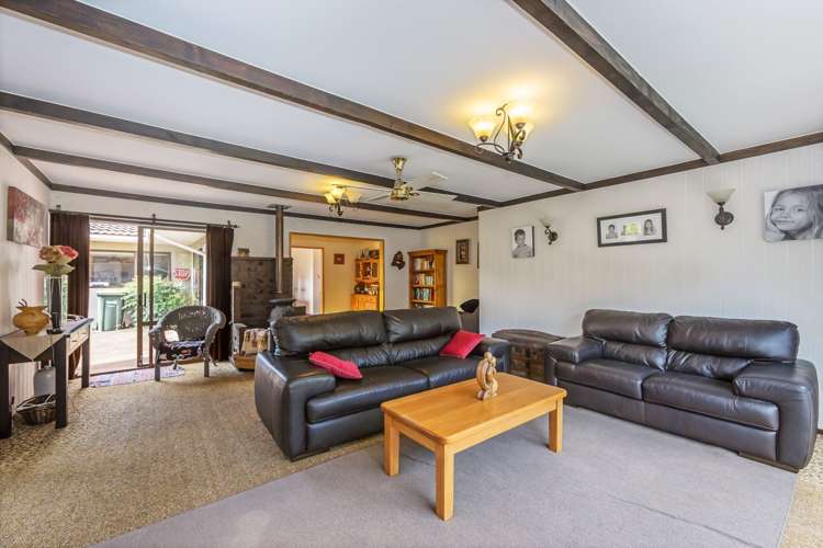 583 Ridge Road Riverhead_22