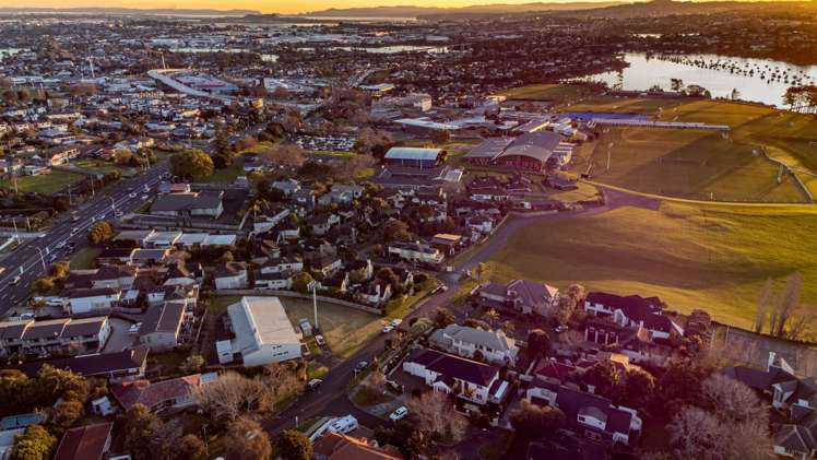 21 Grammar School Road Pakuranga_33