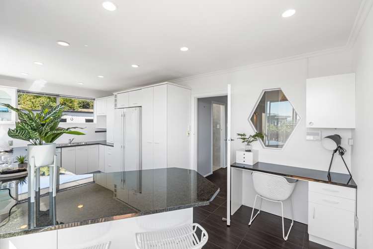 72a Moncks Spur Road Redcliffs_11