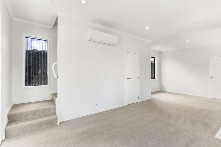 53 David Carnegie Road Hobsonville_5