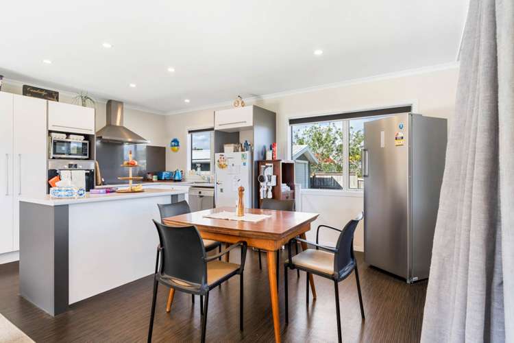 13 Ruth Street Manurewa_6