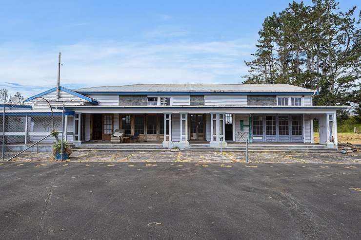 The former Tōwai School, on Ford Road in Hikurangi, Northland, has been occupied for almost two months. Photo / Michael Cunningham