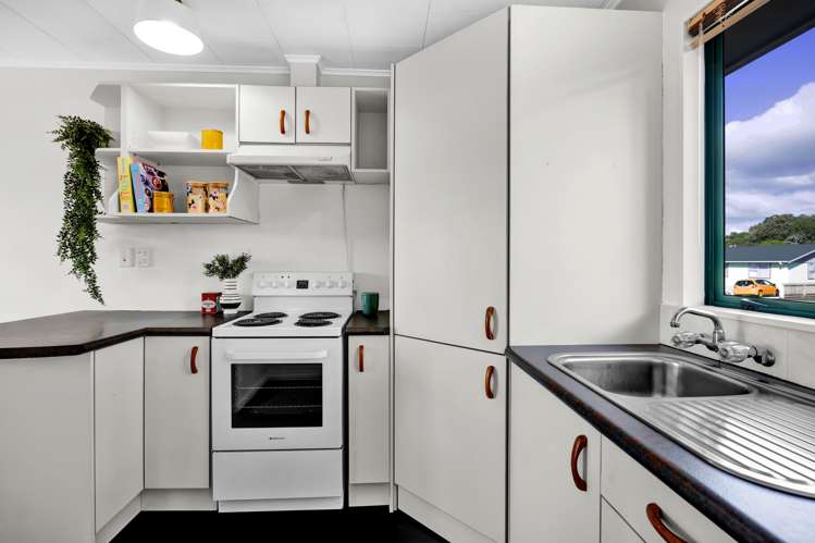 94 Riversdale Drive Merrilands_24