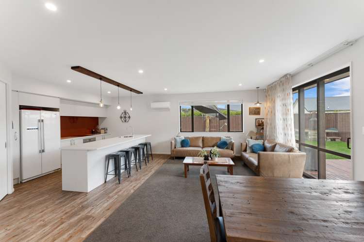 52 Sunline Avenue Lincoln_5