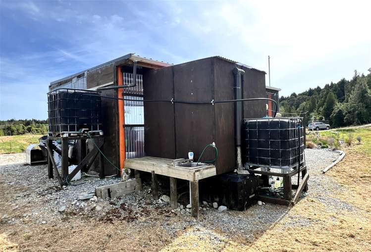 916 Old Christchurch Road Awatuna_11