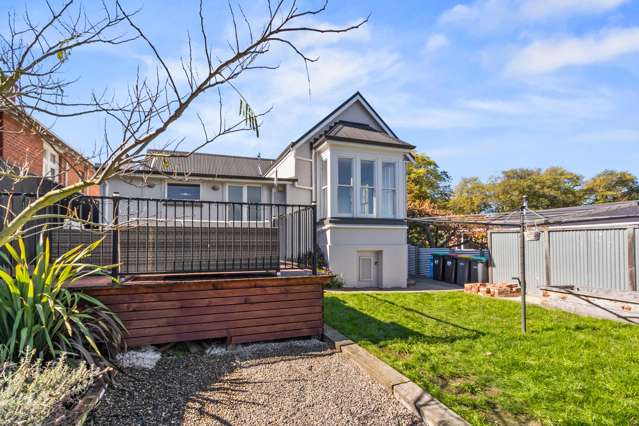 Charming on Craigie Ave