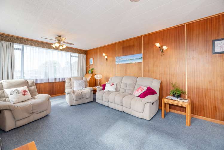 37 Forest Hill Road Henderson_6