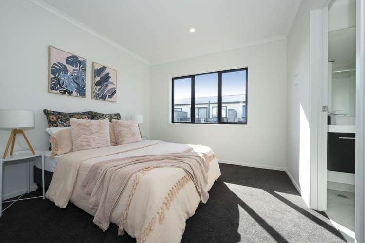 7/12 Charlemont Street 3295_7