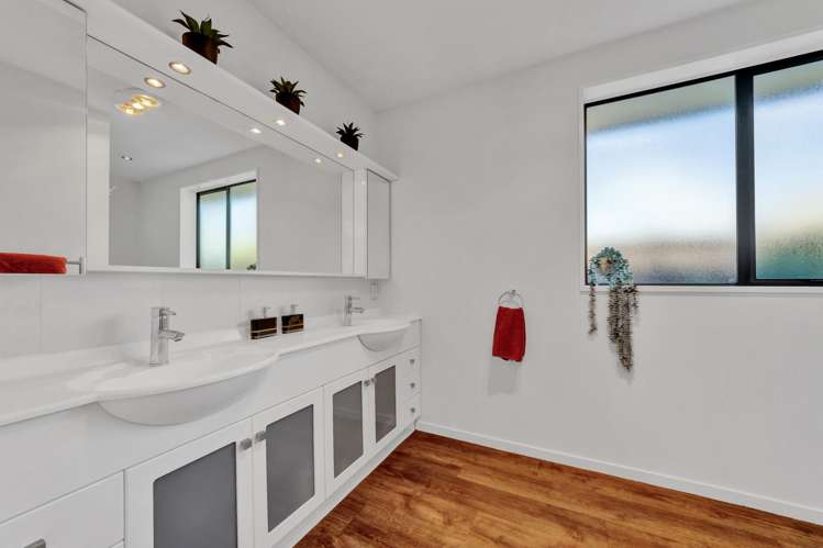 14 Creese Place Redwood_13