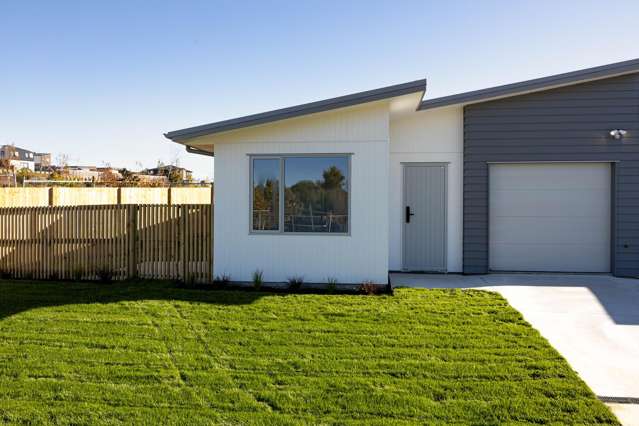 2/290 Dixon Road Fitzroy_2