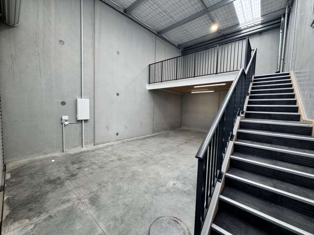 12/11 Northside Drive Westgate_2