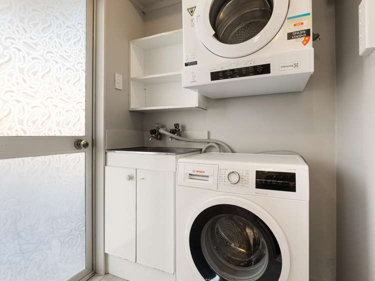 83A Albert Street Hamilton East_12