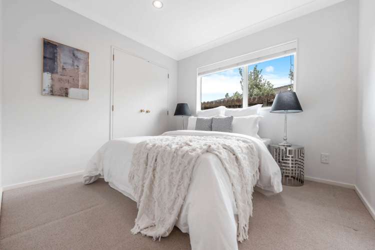 12 Ridgefield Lane East Tamaki Heights_13