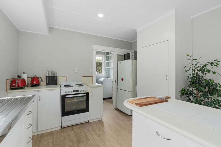 46 Daniell Street Featherston_13