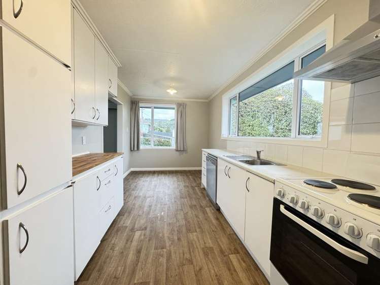 195 Brockville Road 10260_2