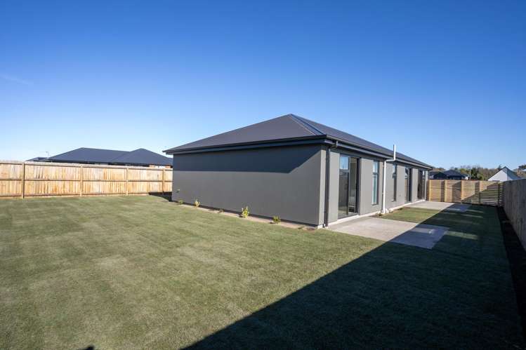 20 McCaw Road Lincoln_14