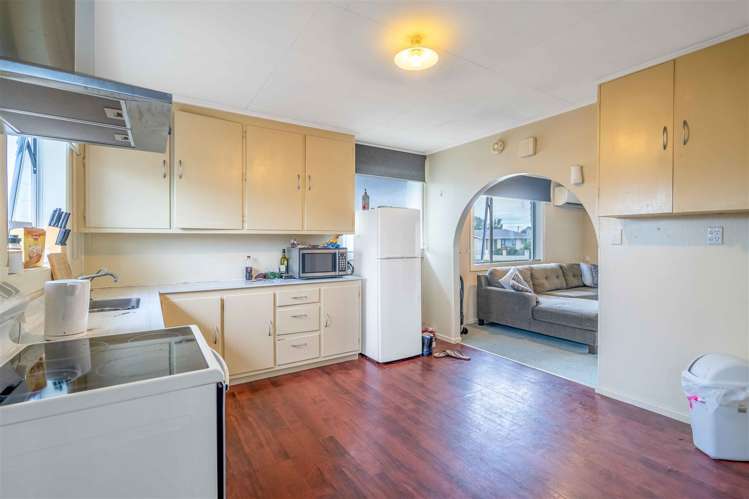 44 Lothian Crescent Strathern_2