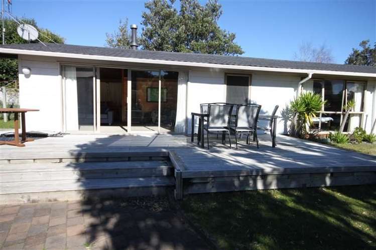 8 Winderton Way Pauanui_0