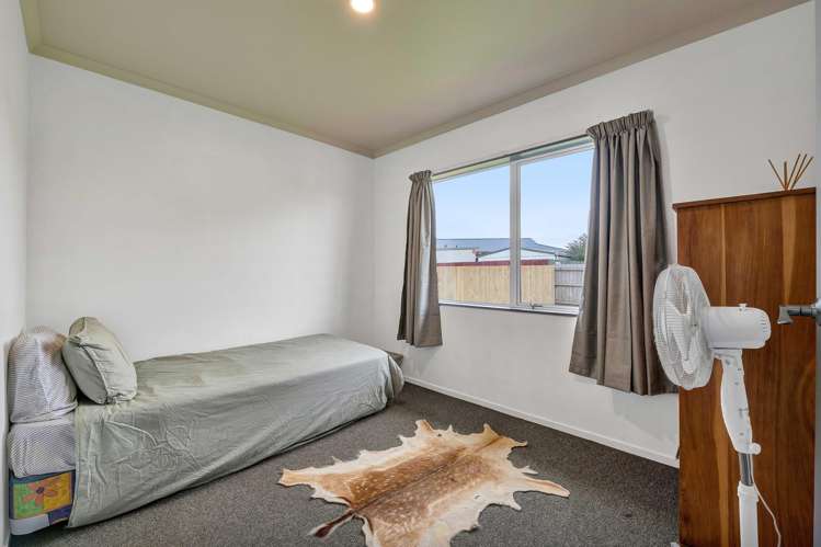 75 Tauhuri Street Manaia_21