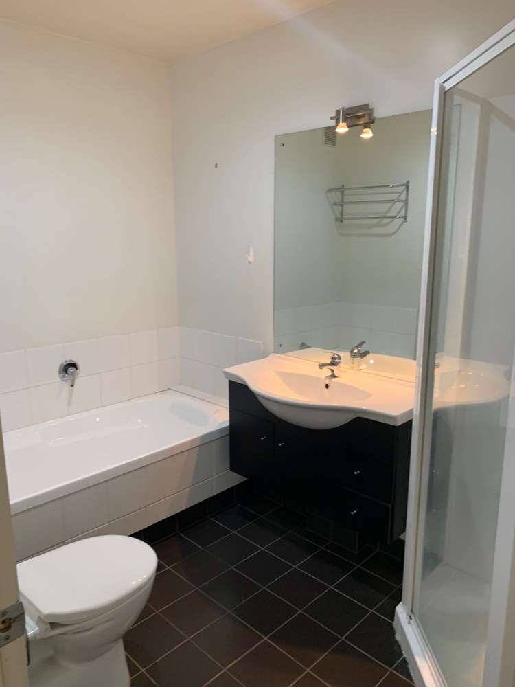 6 Leneford Drive East Tamaki_8