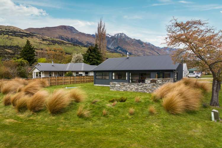 1 Woodley Place Glenorchy_24