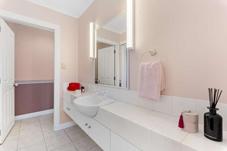 95a Barrett Road Whalers Gate_15