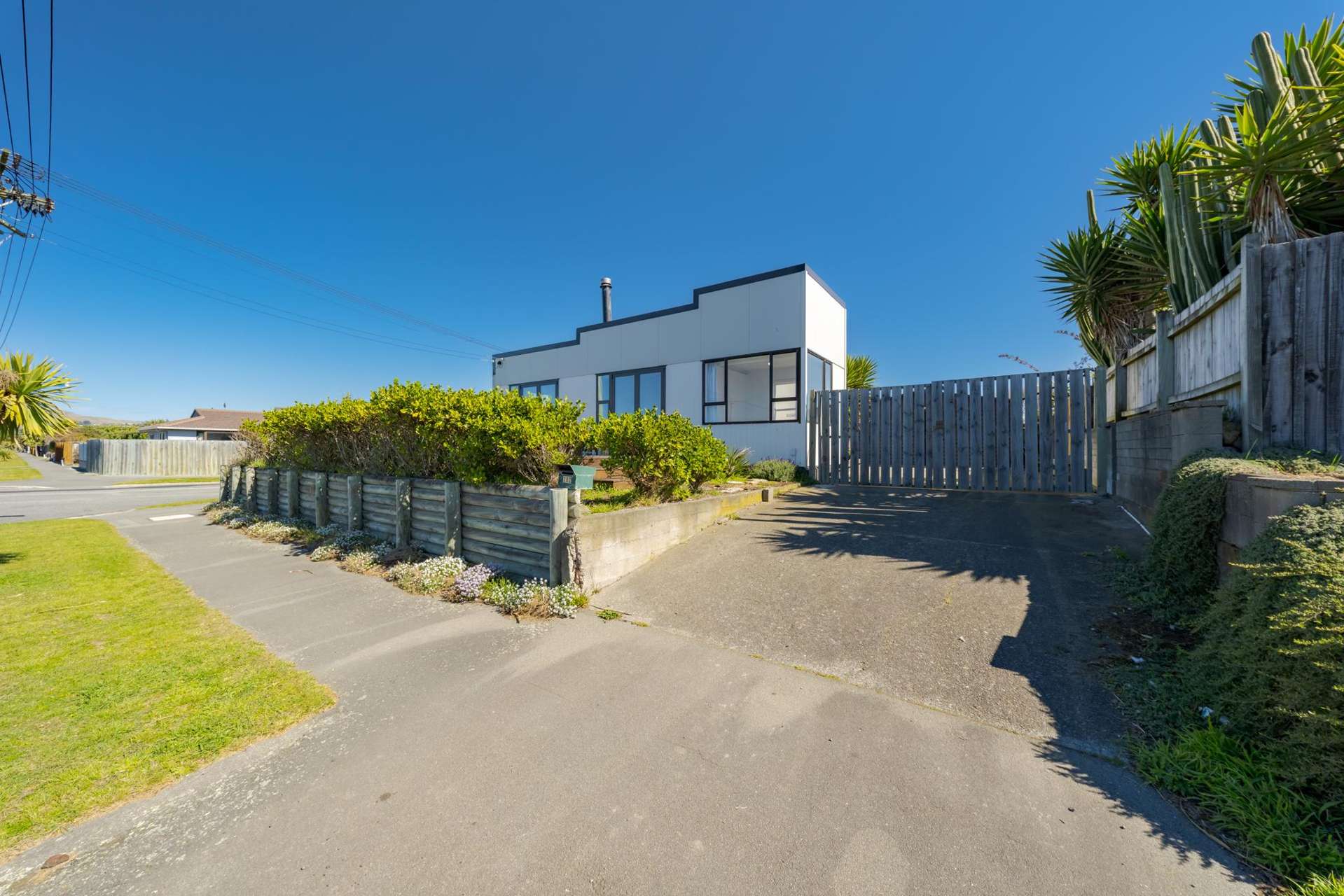 202 Pine Avenue South New Brighton_0