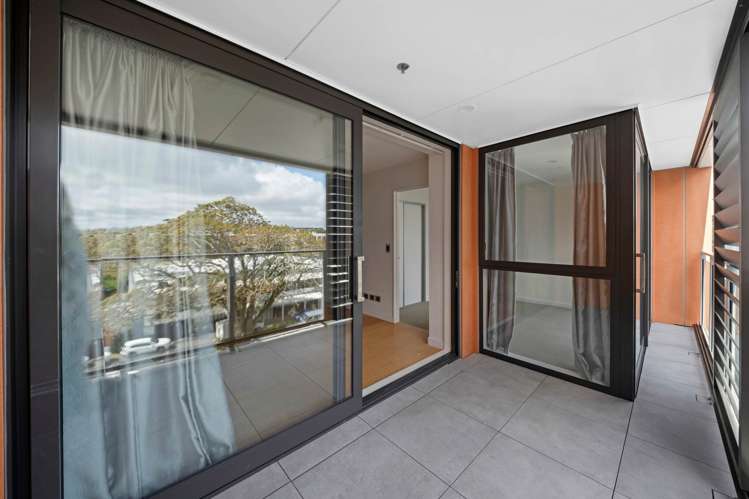 506/10 Lion Place Epsom_22