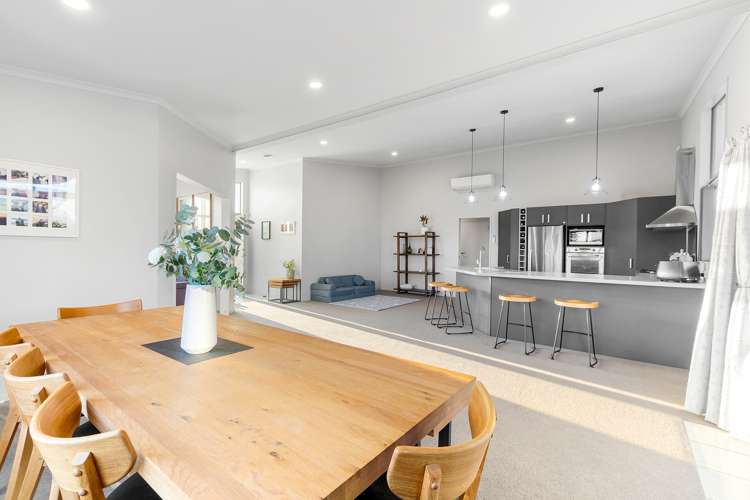 4 Sinead Court Grandview Heights_8