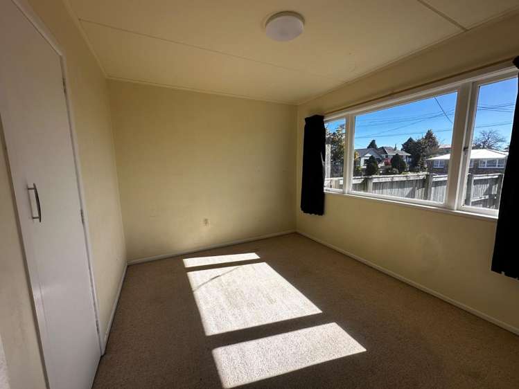2/211 Rifle Range Road 11209_8