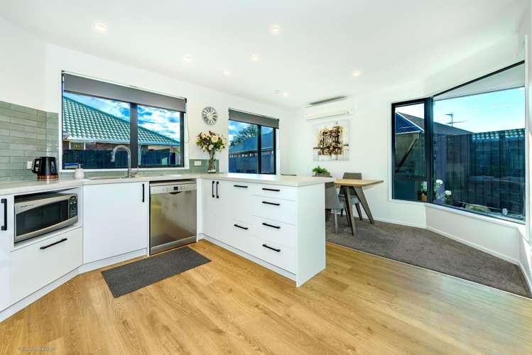 2/32 Anglesea Avenue Parklands_7