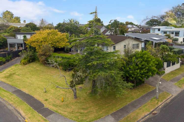 2 Lilian Place Farm Cove_7