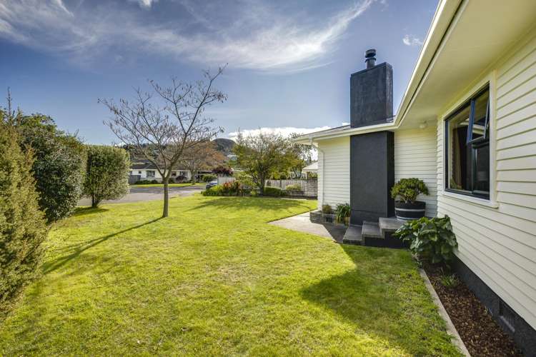 16 Surrey Street Taradale_27