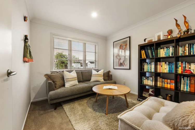 74a Wiseley Road West Harbour_5