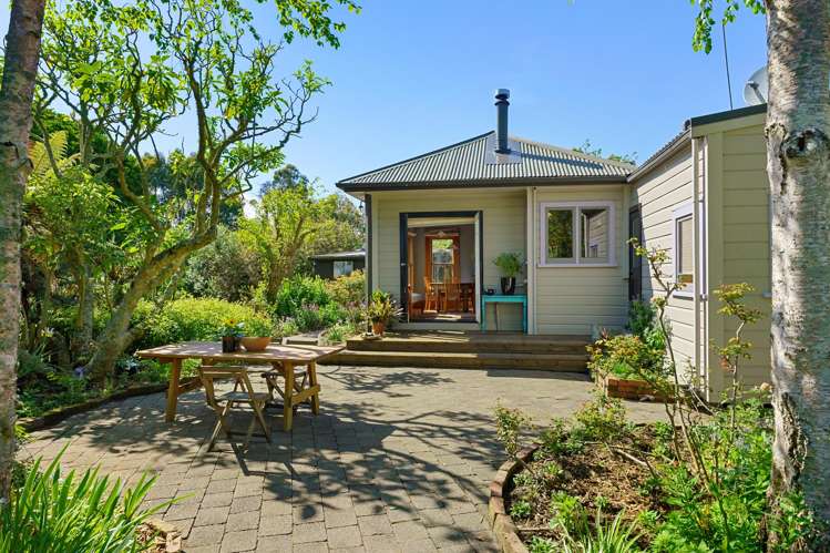 81 Hautere Cross Road Te Horo_19