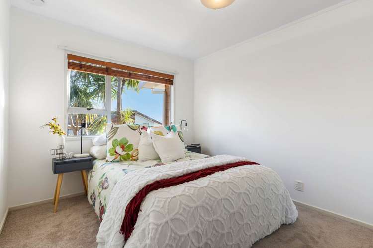 34 Hadfield Street Beach Haven_13