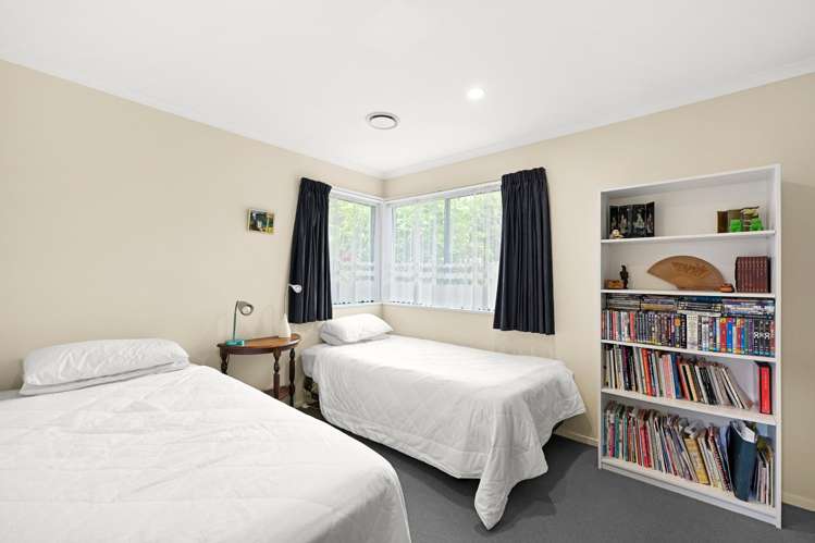 74 Ayrshire Drive Grandview Heights_16