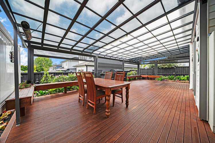 18 Horsefield Drive Flat Bush_10