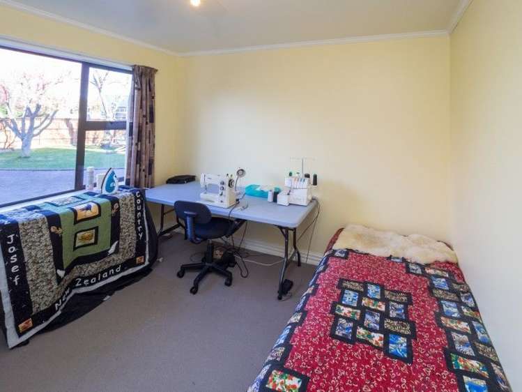 34 Alford Forest Road Allenton_9