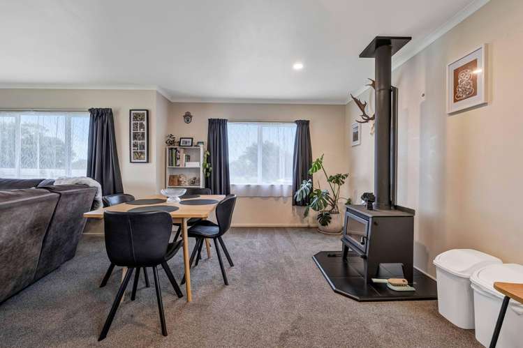 75 Tauhuri Street Manaia_6