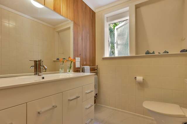 12 Valley Road Titirangi_4