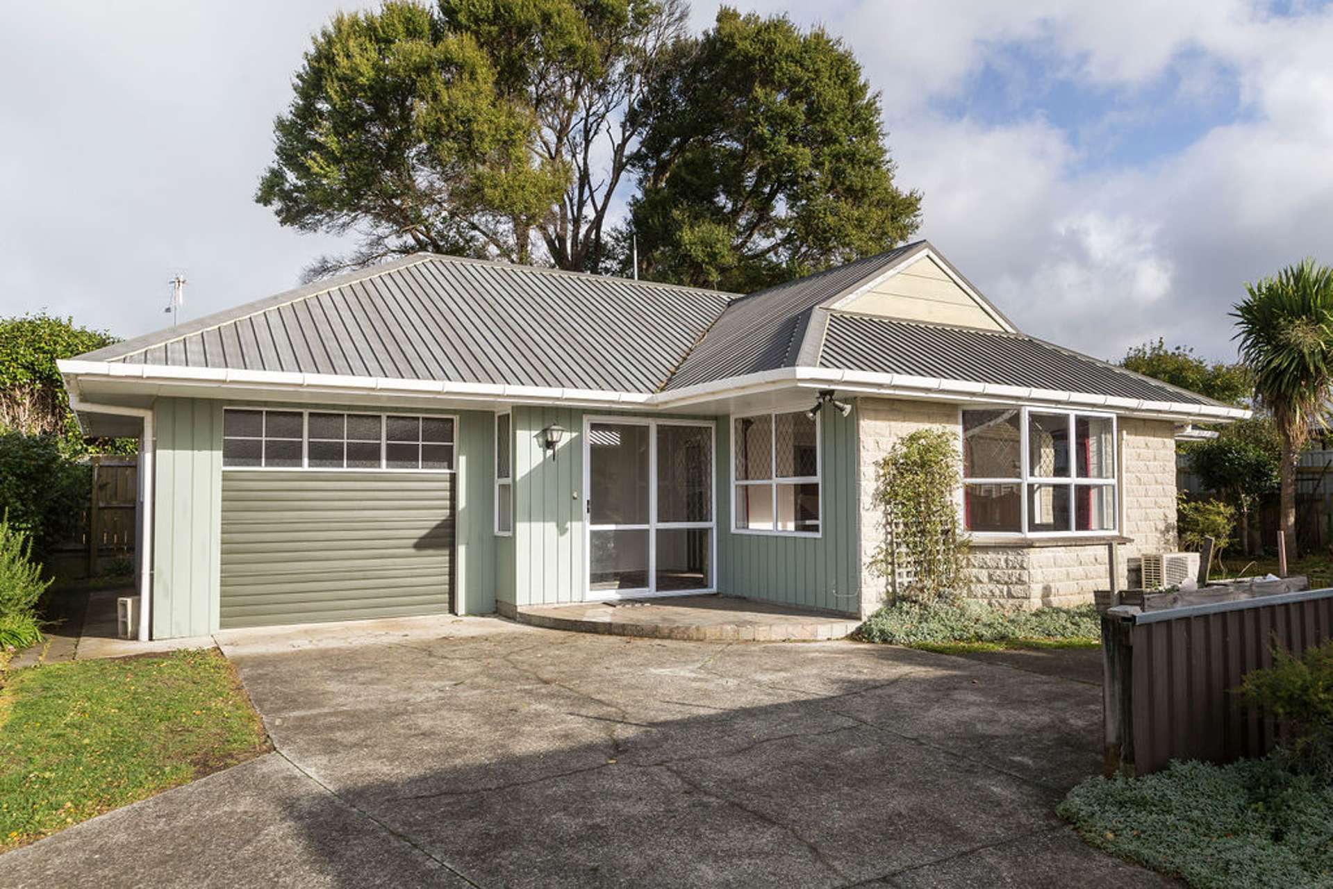 8c Allardice Street Dannevirke_0