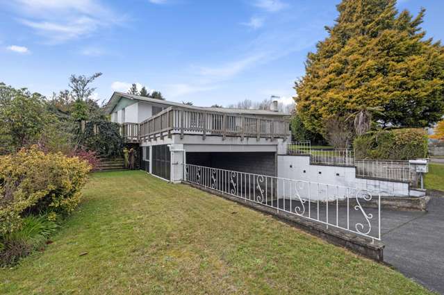 Brick Beauty - Big Garage, Big Value!