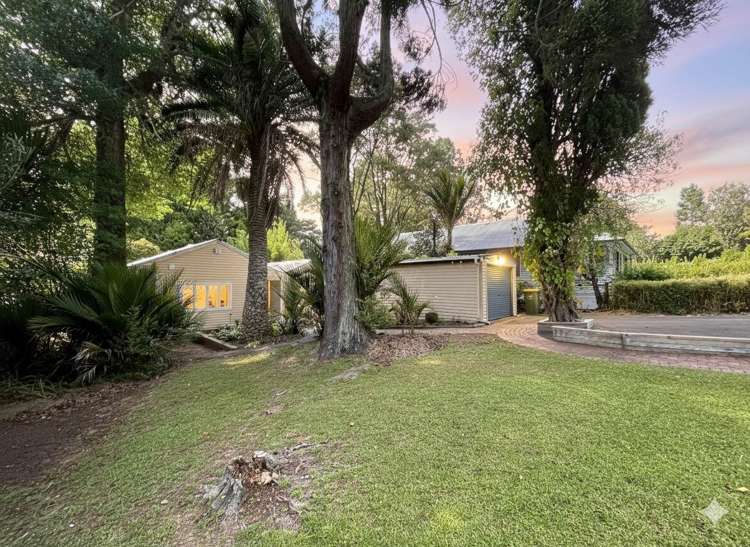 182 Woodlands Park Road Titirangi_25