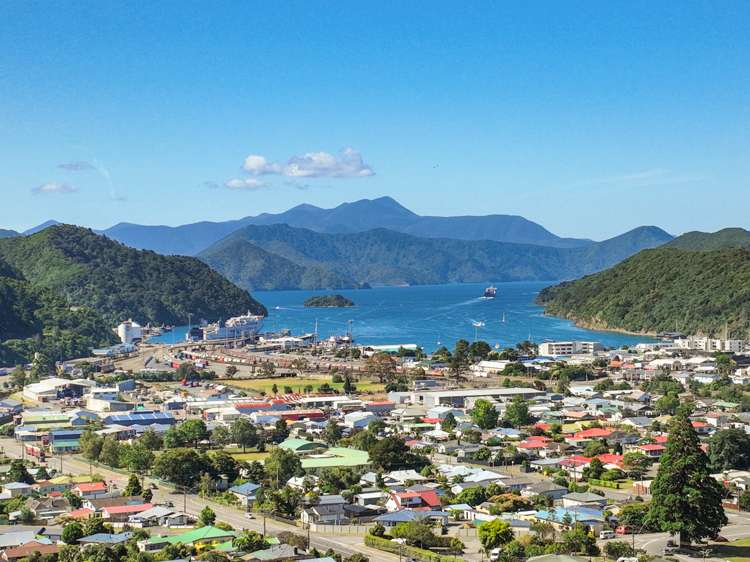 37a Wairau Road Picton_17